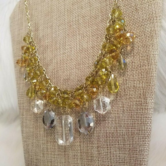 PEridot Colored Glass Bib Necklace 2366 - Picture 4 of 7